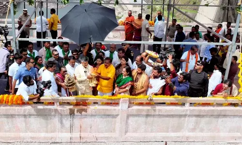 Wasted Water Can Help Farmers in AP, Telangana: Naidu