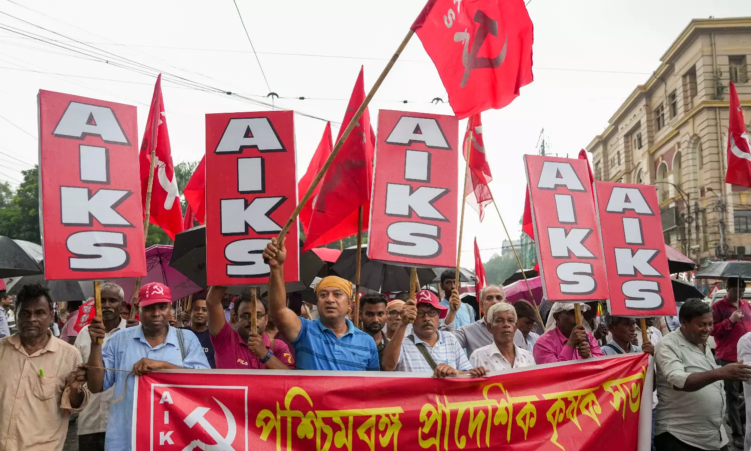 Trade Unions Stage Bharat Bandh  Against Labour Reforms