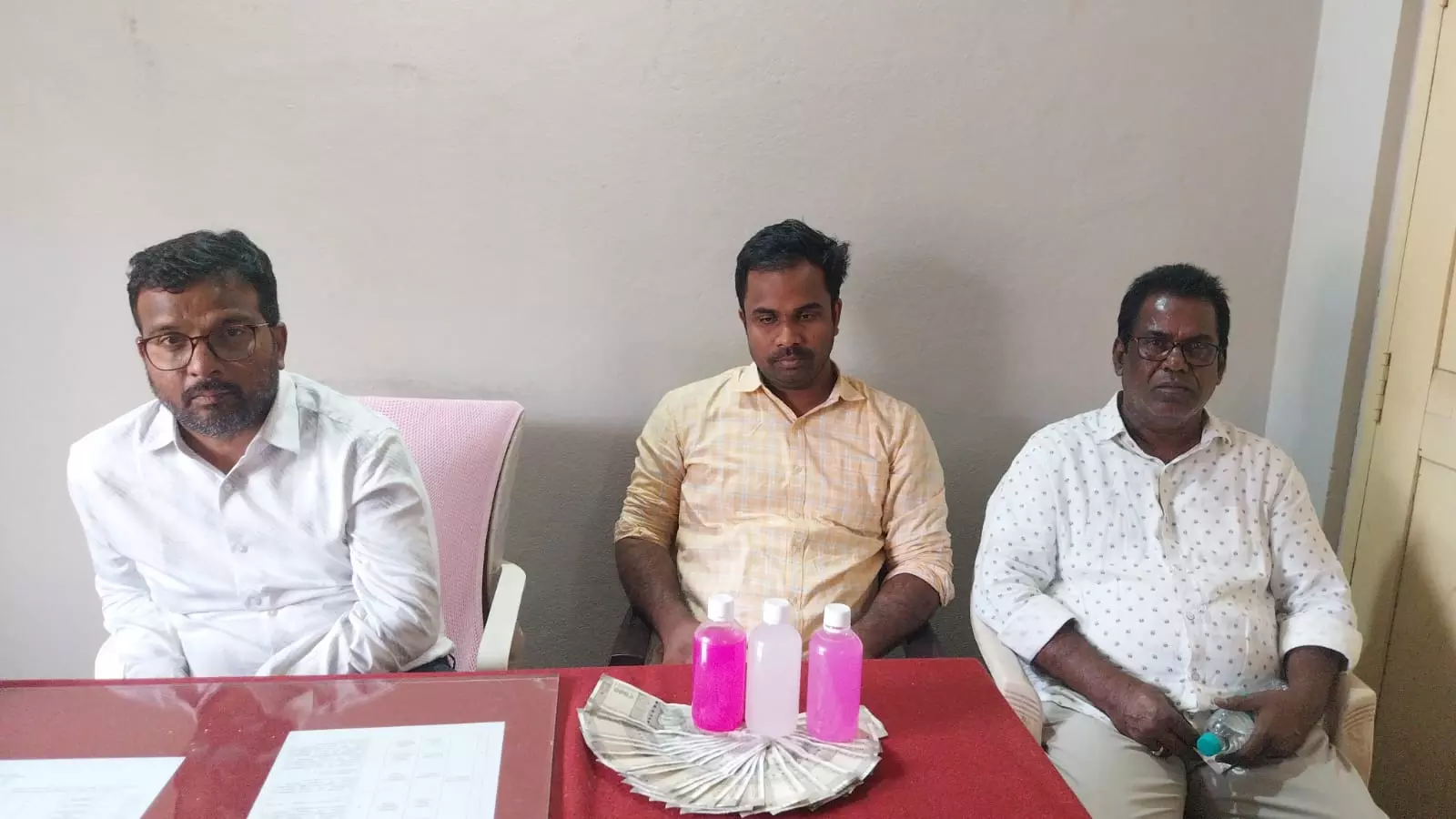 Sangareddy Special Deputy Collector, 2 others in ACB net Sangareddy Special Deputy Collector, 2 others in ACB net