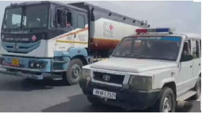 Police Escort Fuel Tankers As Drivers’ Stir Sparks Fuel Crisis In Odisha