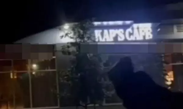 Canada: Firing at Kapil Sharmas Kaps Cafe in Surrey, Probe Underway Canada: Firing at Kapil Sharmas Kaps Cafe in Surrey, Probe Underway