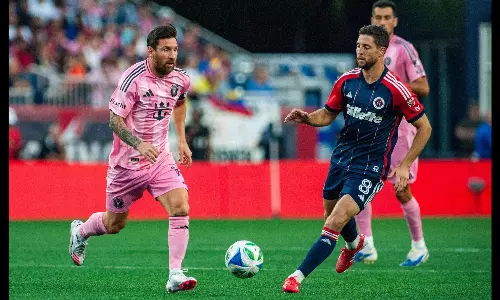 Messi Brace Buoys Miami in 2-1 MLS Victory Over New England