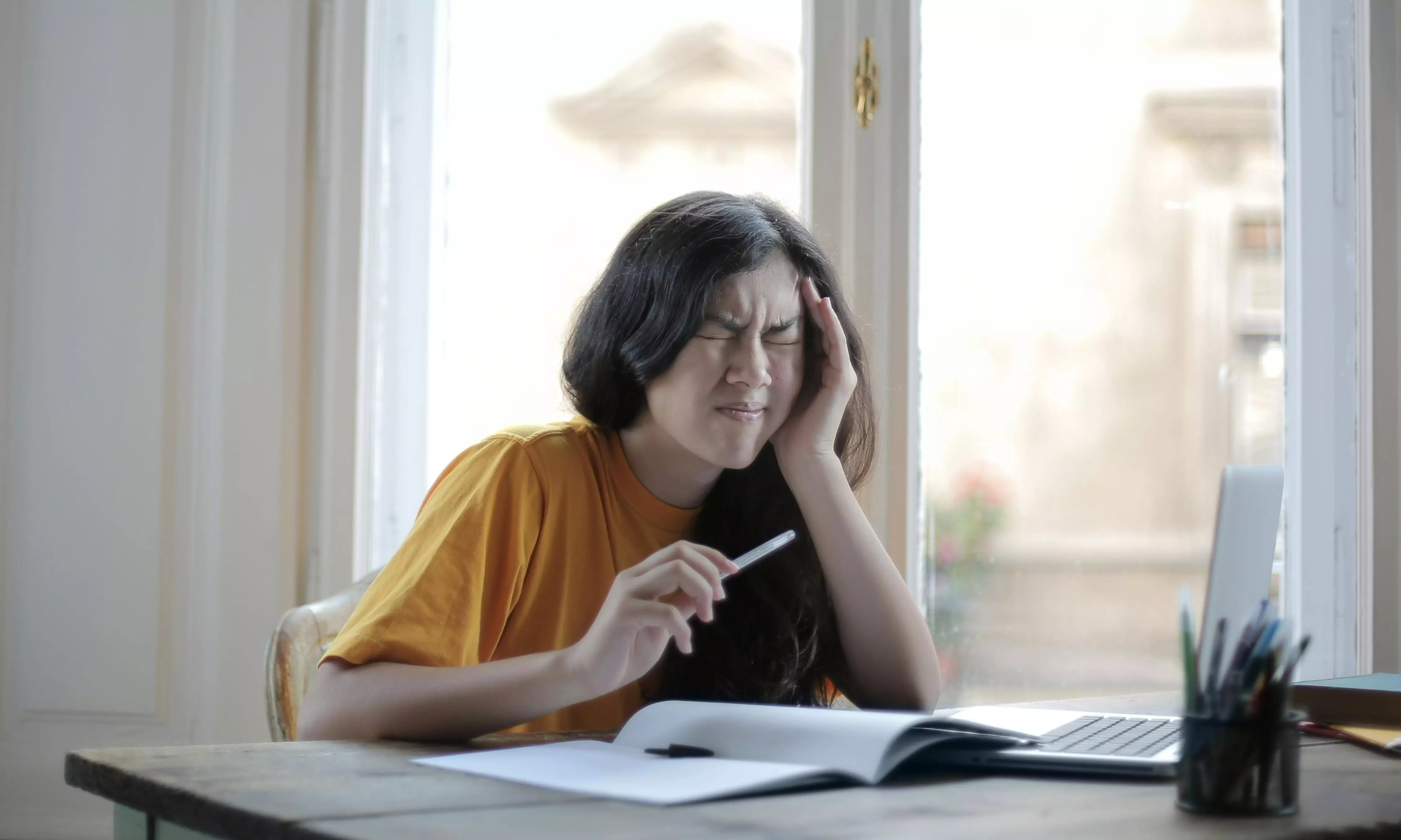 How Weather Changes Cause Migraines, Neurologist Explains Triggers How Weather Changes Cause Migraines, Neurologist Explains Triggers