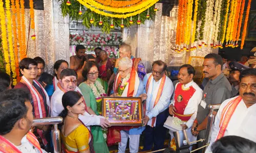 Bonalu Celebrations: Governor Couple Offer Special Prayers At Sri Ujjaini Mahankali Temple