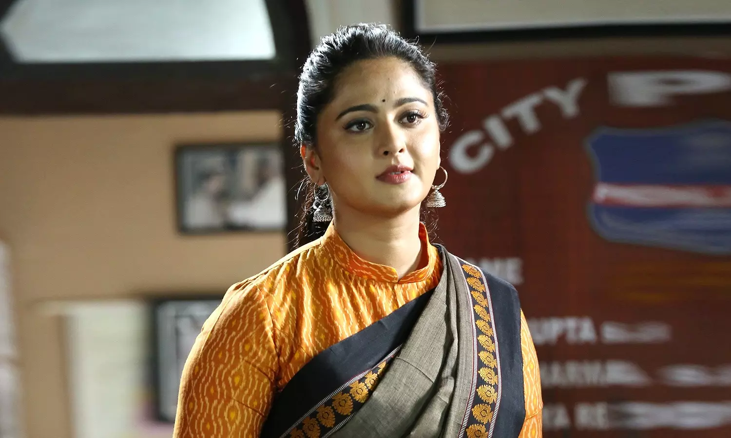 Anushka Shetty Skips Baahubali Celebrations, Leaves Fans Concerned