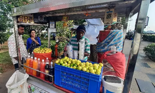 Humans of Tank Bund: Sellers Who Keep the Spirit Alive