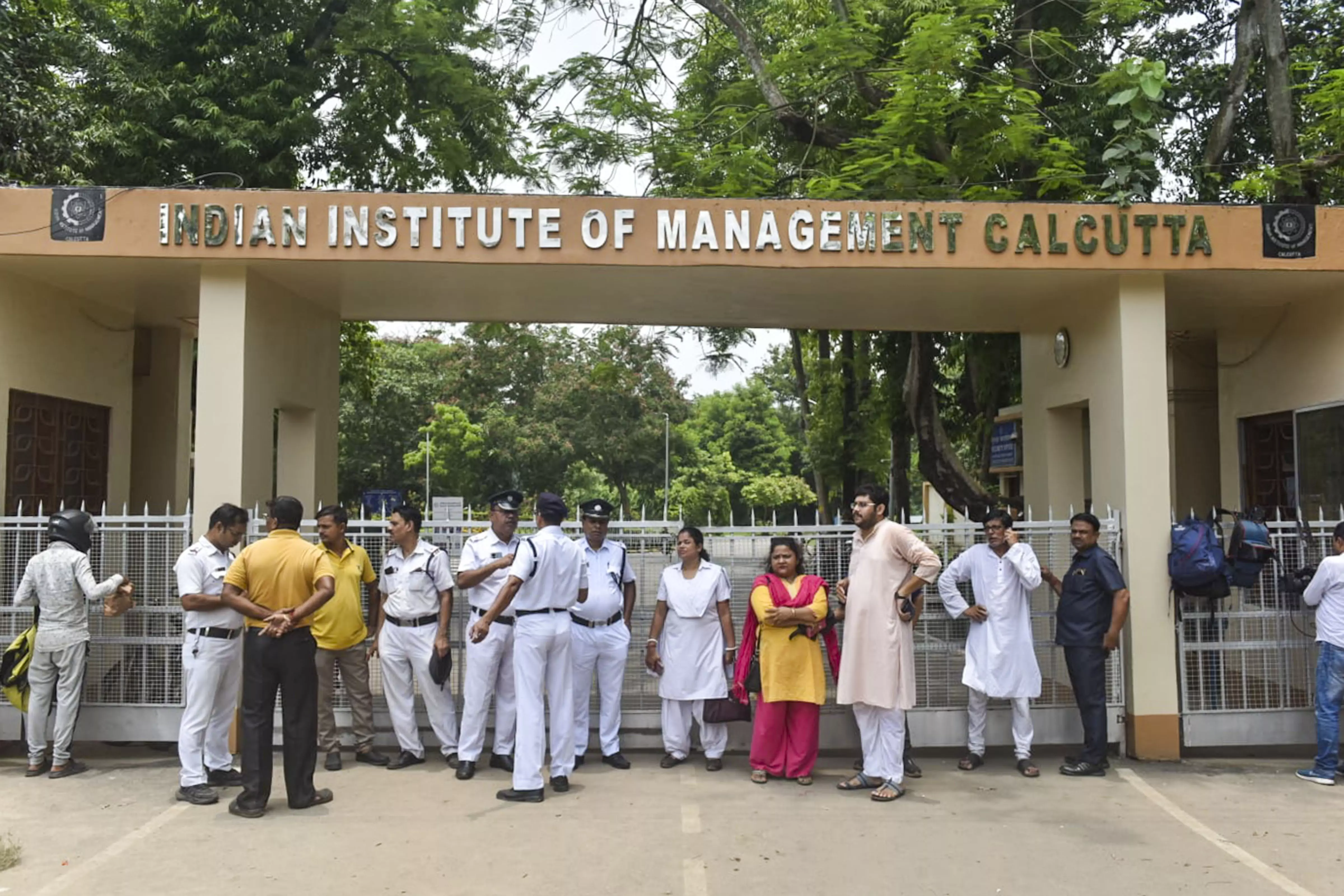 IIM-Calcutta Rape: Girls Father Claims no Such Incident Happened