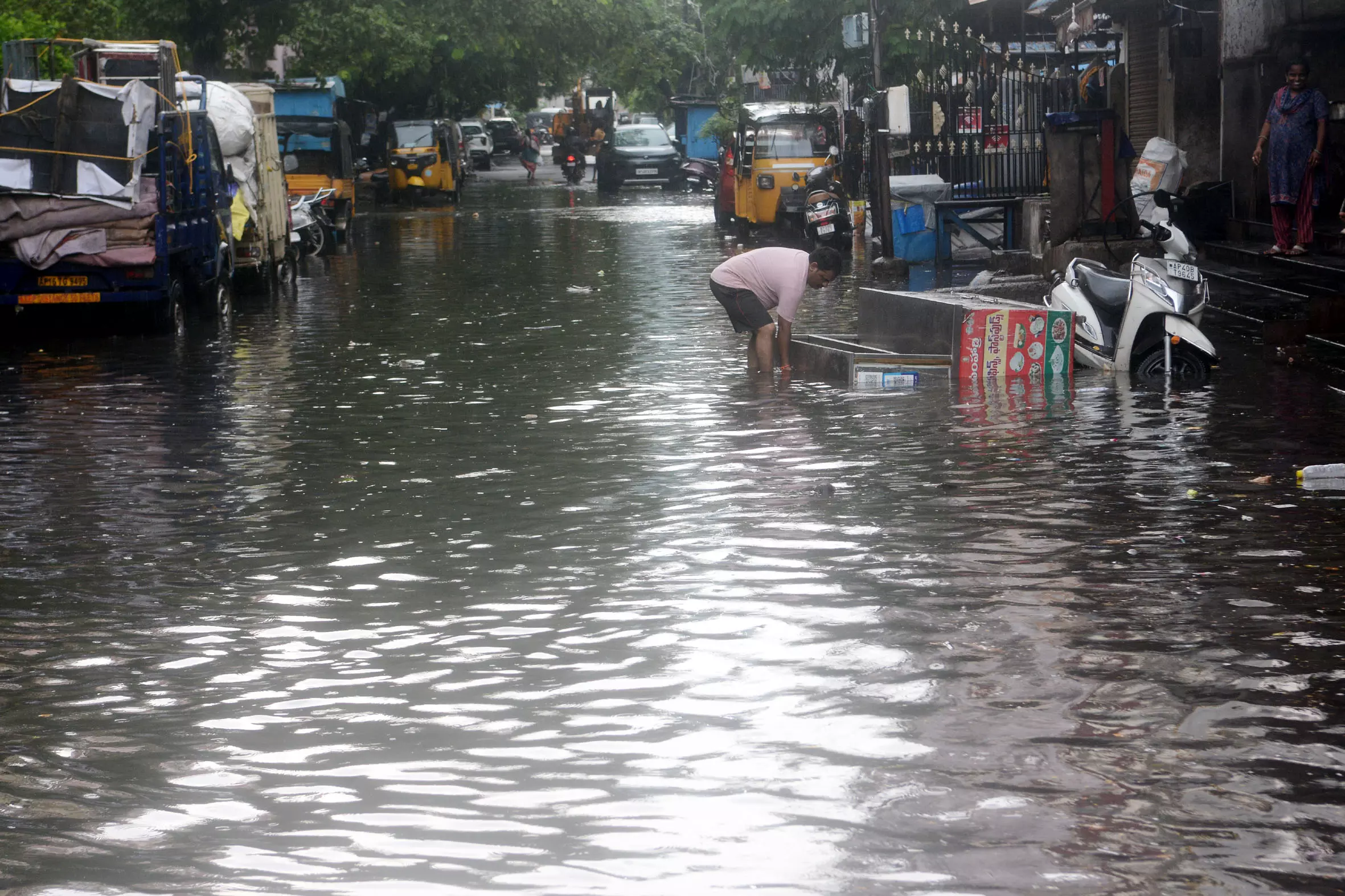 Showers Cool Vizag, Heatwaves Grip Rest of Andhra Pradesh