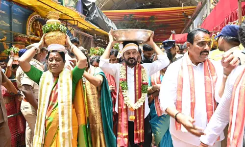 Secunderabad Sees Vibrant Bonalu Celebrations, CM Offers Prayers To Ujjaini Mahankali