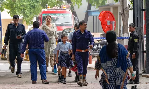 Three Delhi Schools Receive Bomb Threats