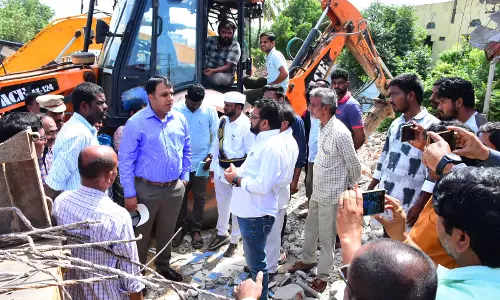 Stiff Resistance To Road Widening Projects In Vemulawada