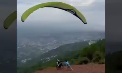 Tourist Dies in Paragliding Crash Near Himachals Dharamshala