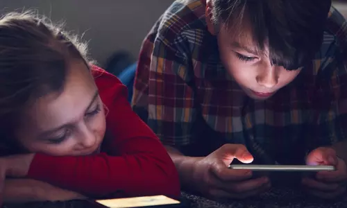 Mobile Addiction Fuels Health Issues Among Children