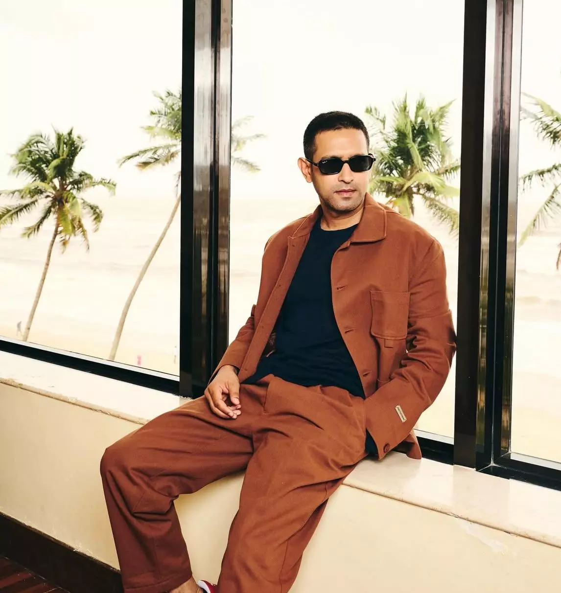 Vikrant Massey: Every Moment Spent With Sri Sri Will be Etched in My Memory