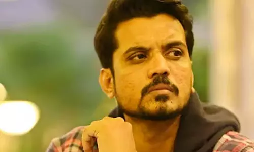 Panchayat Actor Aasif Khan  On Road To Recovery After Heart Attack