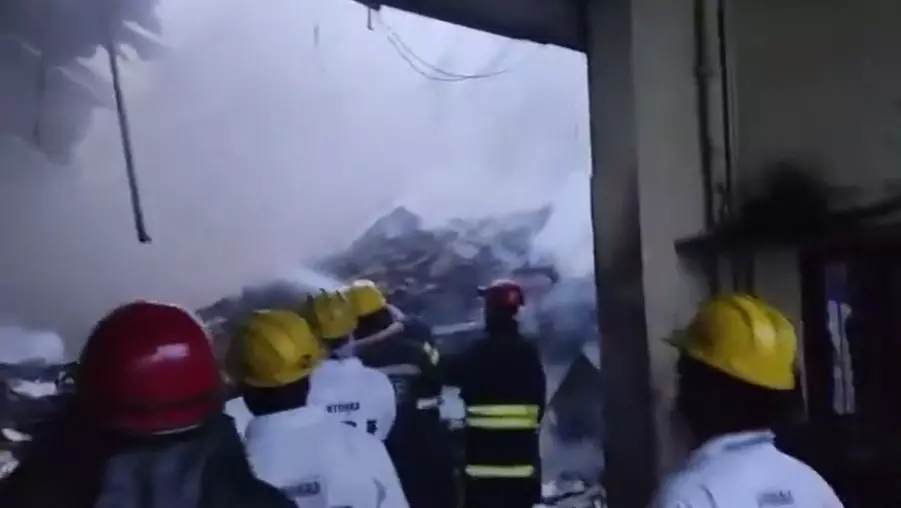 Fire Breaks Out at Paper Plates Plastic Manufacturing Company in Sanathnagar Industrial Estate