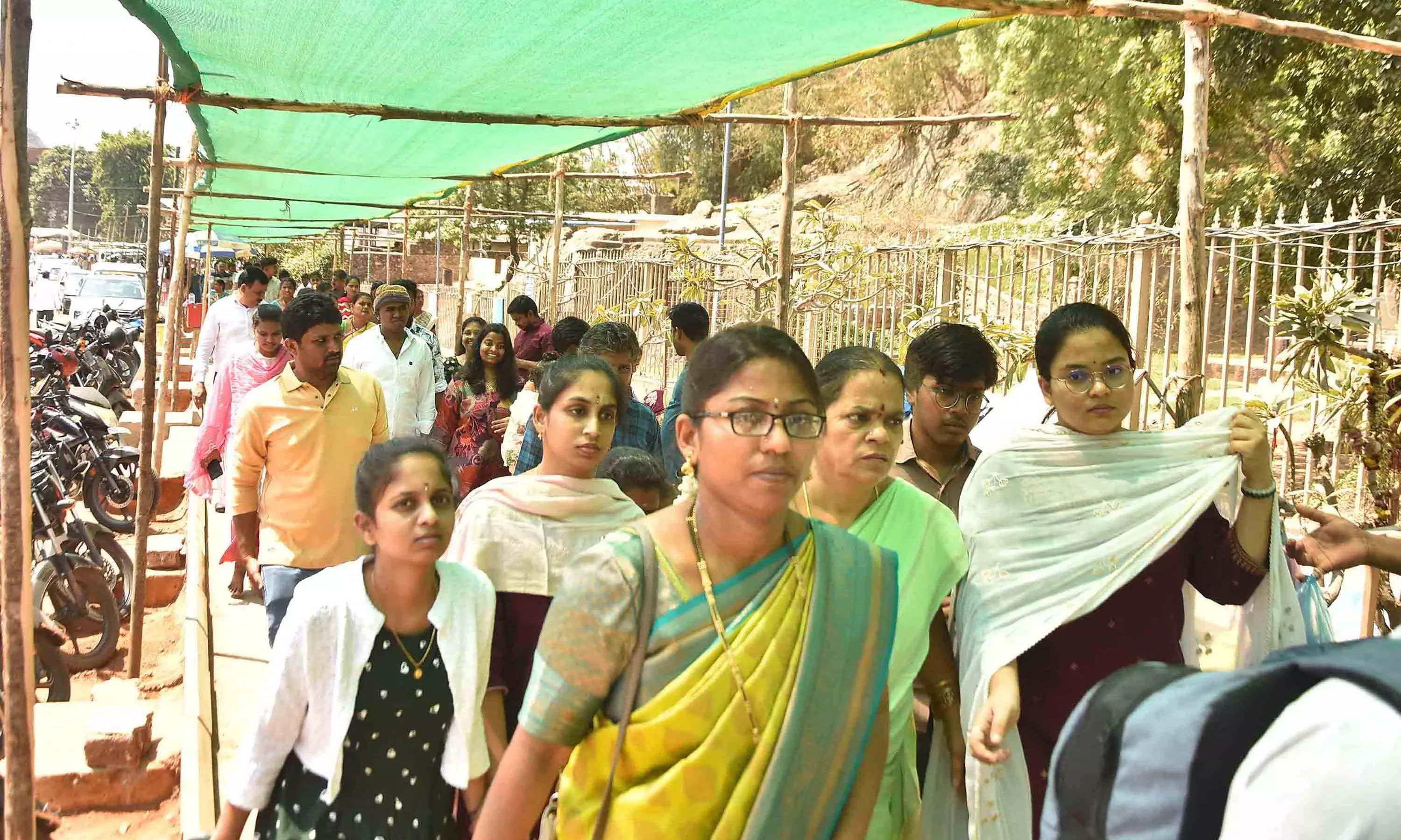 Devotees Throng Durga Temple to Offer Ashadha Saarey