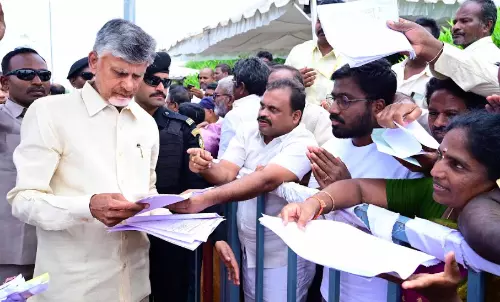 AP CM Pairs Vulnerable Families With Mentors In Tirupati AP CM Pairs Vulnerable Families With Mentors In Tirupati