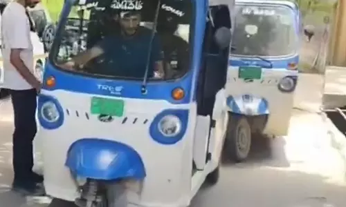 E-Rickshaws Prohibited From Carrying School Children In Bhopal