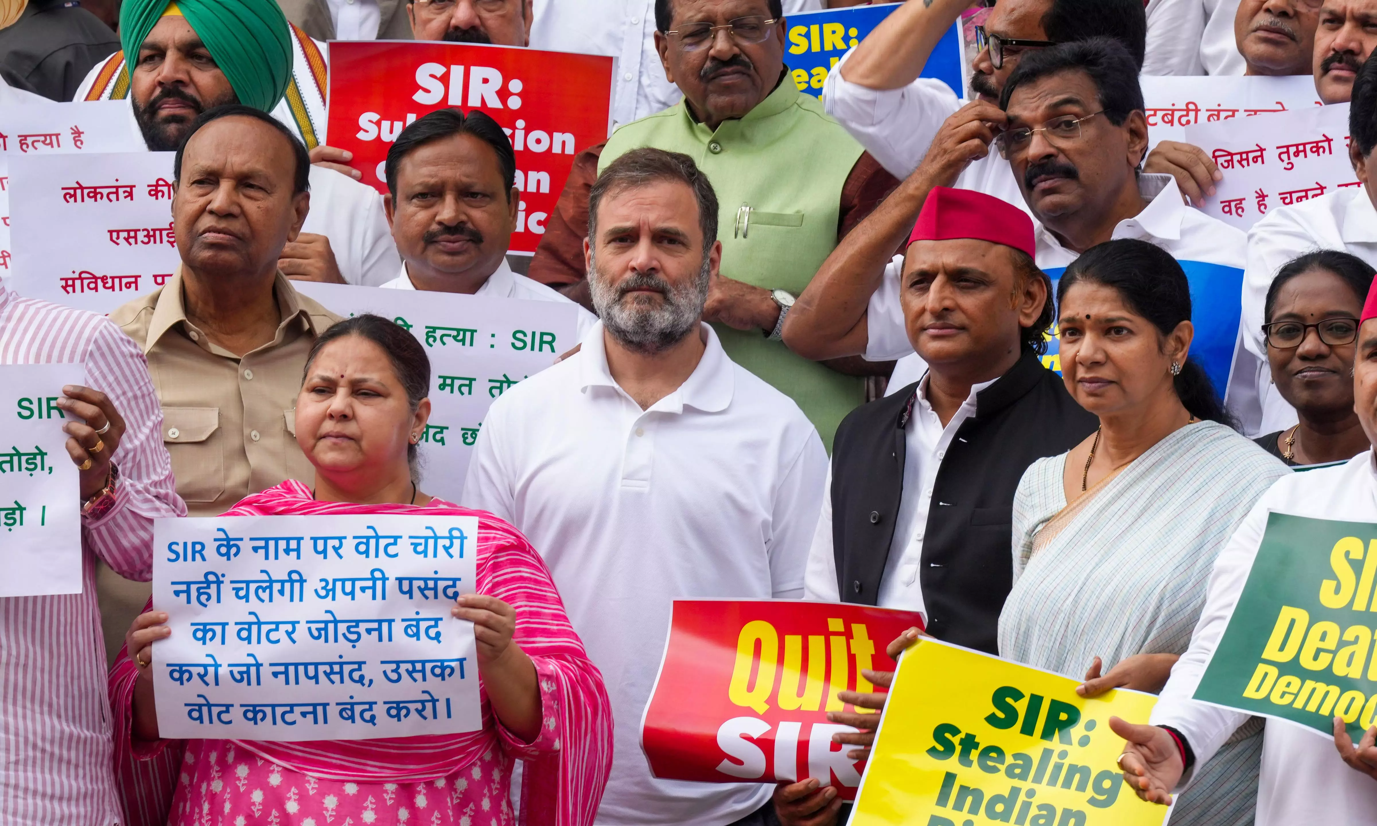 Opposition Protests Bihar SIR, Demands PM’s Presence in Parliament
