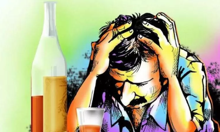 Drunkards Make People Feel Unsafe in Hyderabad City Drunkards Make People Feel Unsafe in Hyderabad City