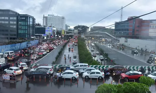 Last Minute WFH Advisory Fails to Avert Traffic Chaos