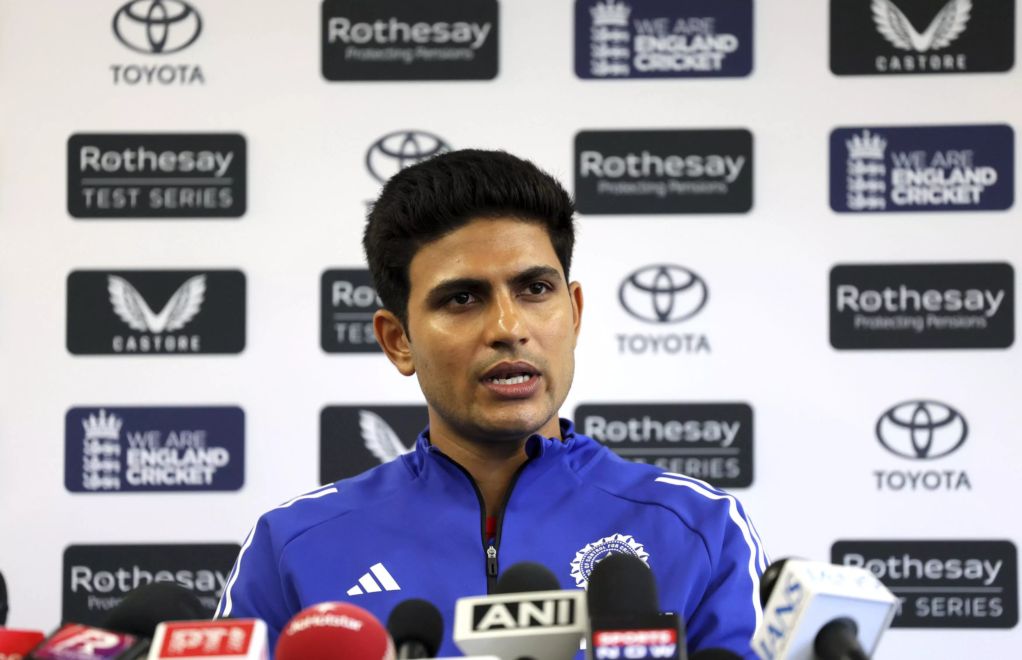 England Openers Delaying Tactics at Lords Not Within Spirit of Game, Says Gill