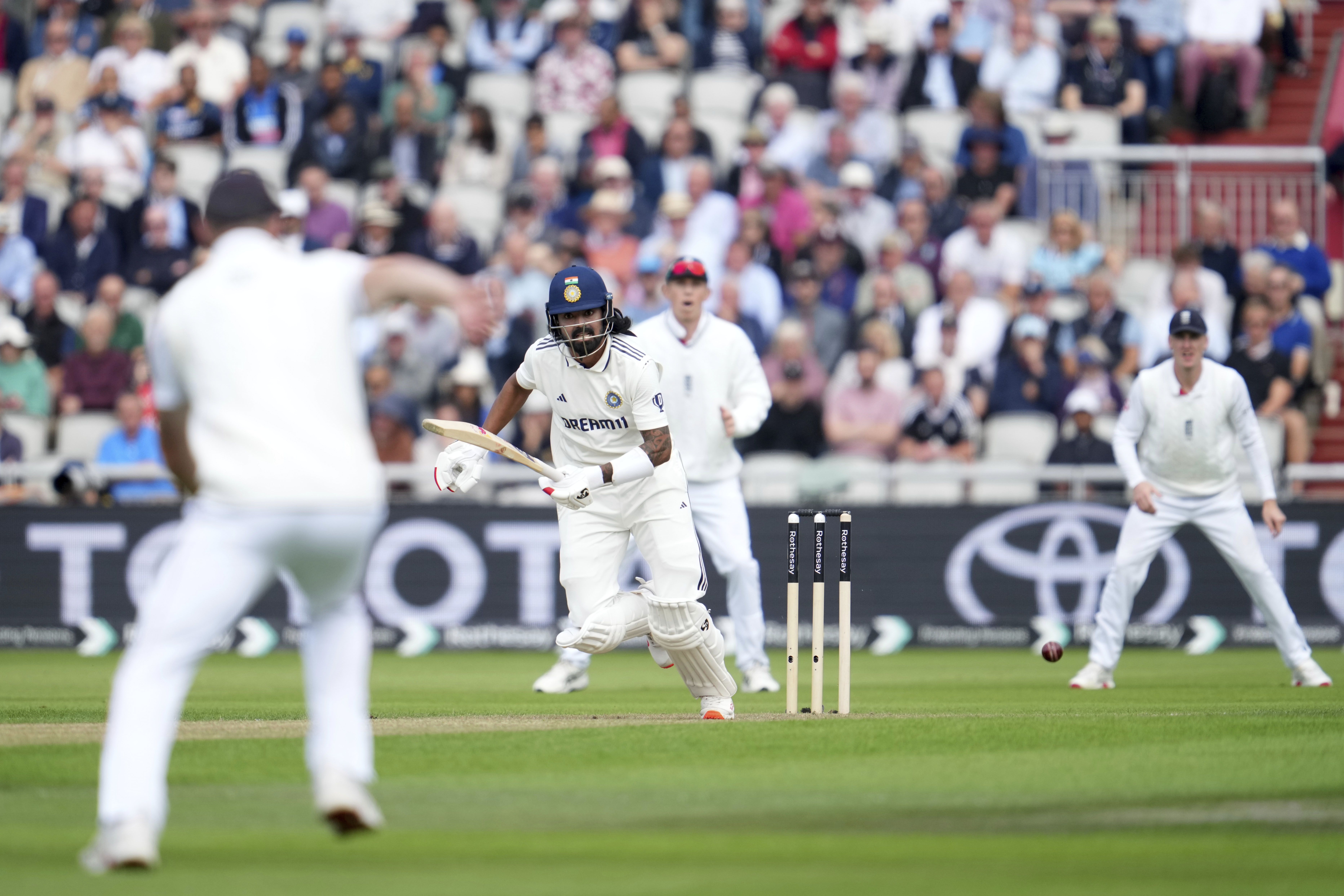 India's Confident Start in Fourth Test Against England