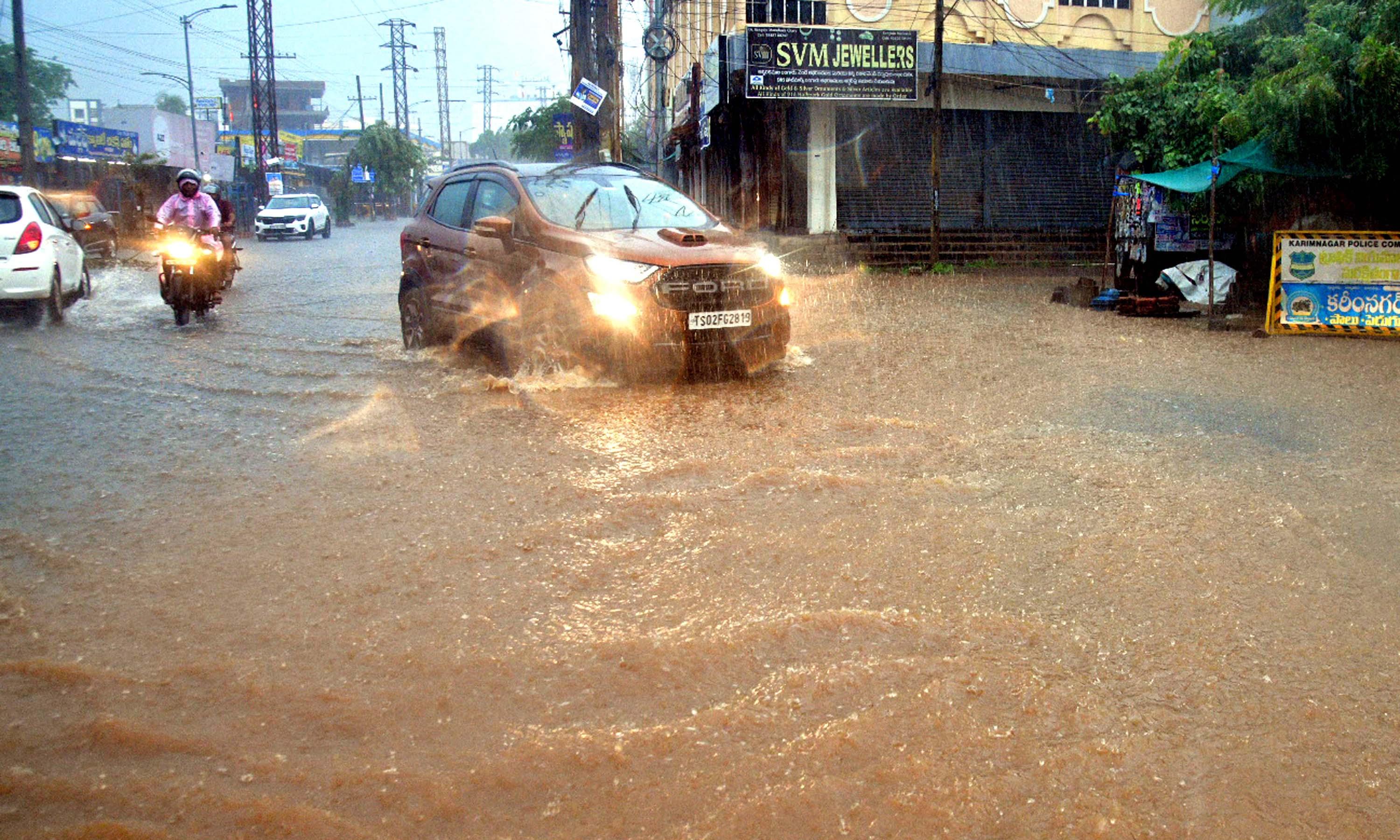 Telangana Grapples with Heavy Rain, IMD Predicts Further Downpour