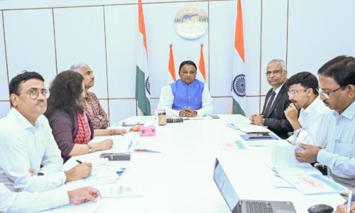 Odisha CM Seeks Peaceful Resolution of Mahanadi Water Dispute