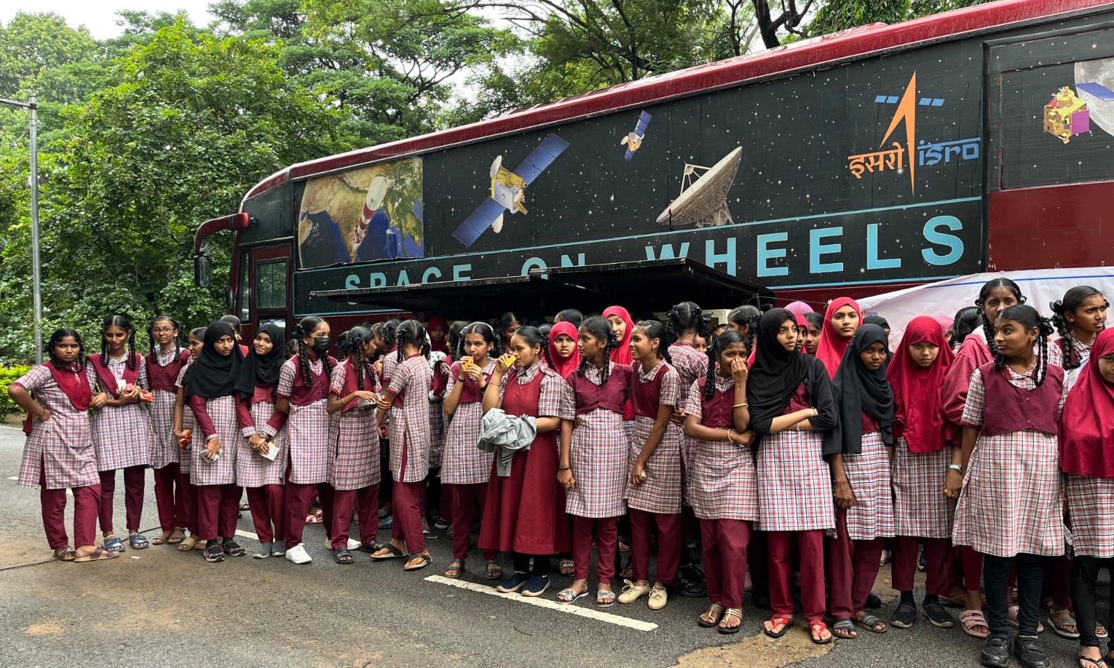 ISRO Officials Encourage Students to Pursue Space Careers