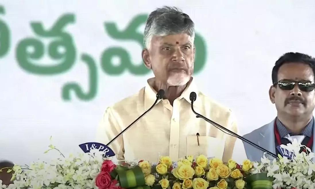 Andhra Pradesh CM to Visit Singapore to Attract Investment
