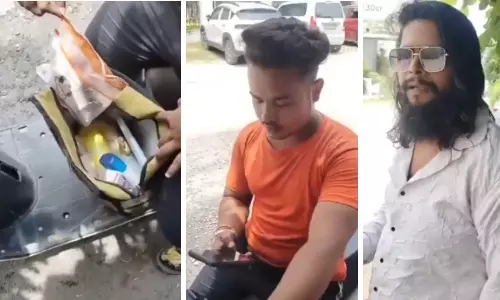 Bajrang Dal Leader Stops Blinkit Delivery Boy in Ghaziabad for Delivering Chicken