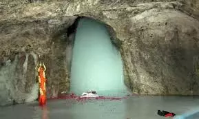 Lord Shiva’s Holy Mace Taken to Srinagar’s Historic Shankaracharya Temple For Puja