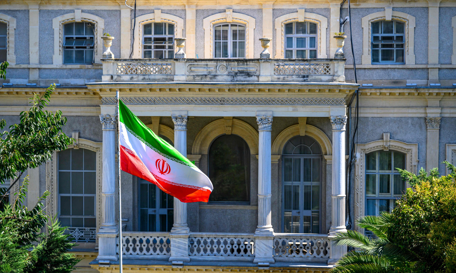 Iran, Europe Meet in Istanbul Over Nuclear Program