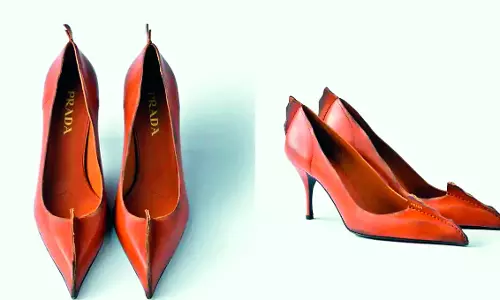 Prada Wears The Jutti