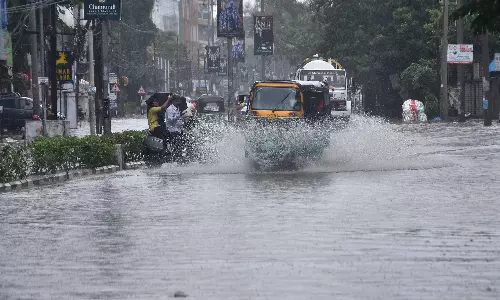 Depression Crosses Coast, Heavy Rains Today Depression Crosses Coast, Heavy Rains Today