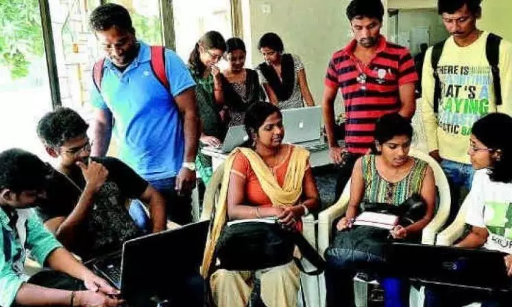 Fee, Contract Staff And Student Concerns Flagged At TEC Meeting