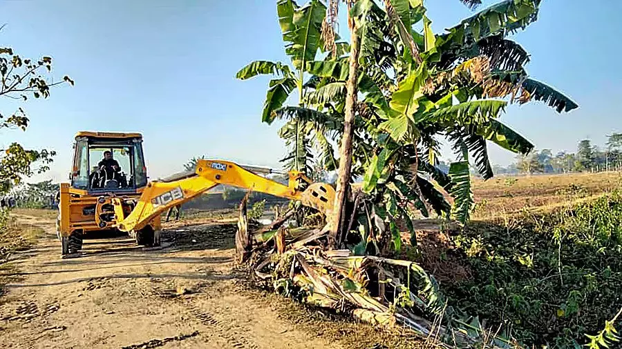 Eviction Drive Sparks Tensions in Nellore Village Eviction Drive Sparks Tensions in Nellore Village