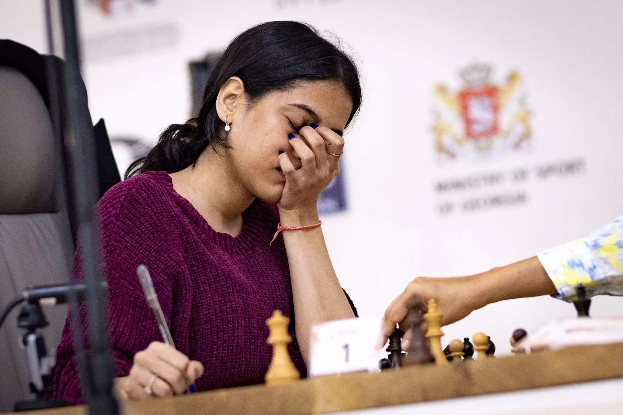 Watch: Divya Deshmukh Frustrated After Draw With Koneru Humpy in World Cup Final Game 1