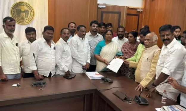 INTUC urges Seethaka to reinstate MGNREGA field assistants