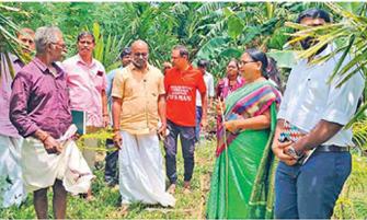 Kerala Delegation Appreciates Andhra Farmers' Natural Farming Innovations