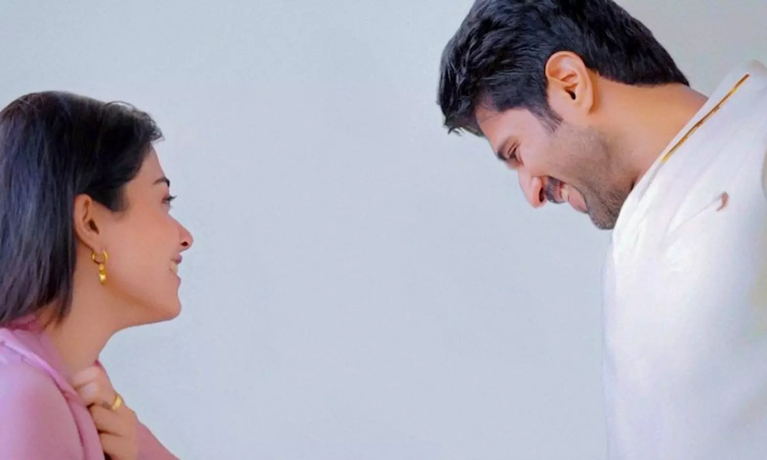 Vijay Deverakonda Thanks Rashmika for Praising Kingdom Madness