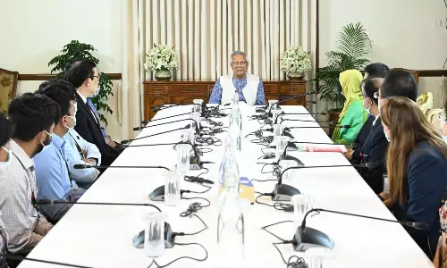 Bangladesh’s Chief Adviser Thanks Foreign Medical Professionals for Plane Crash Aid