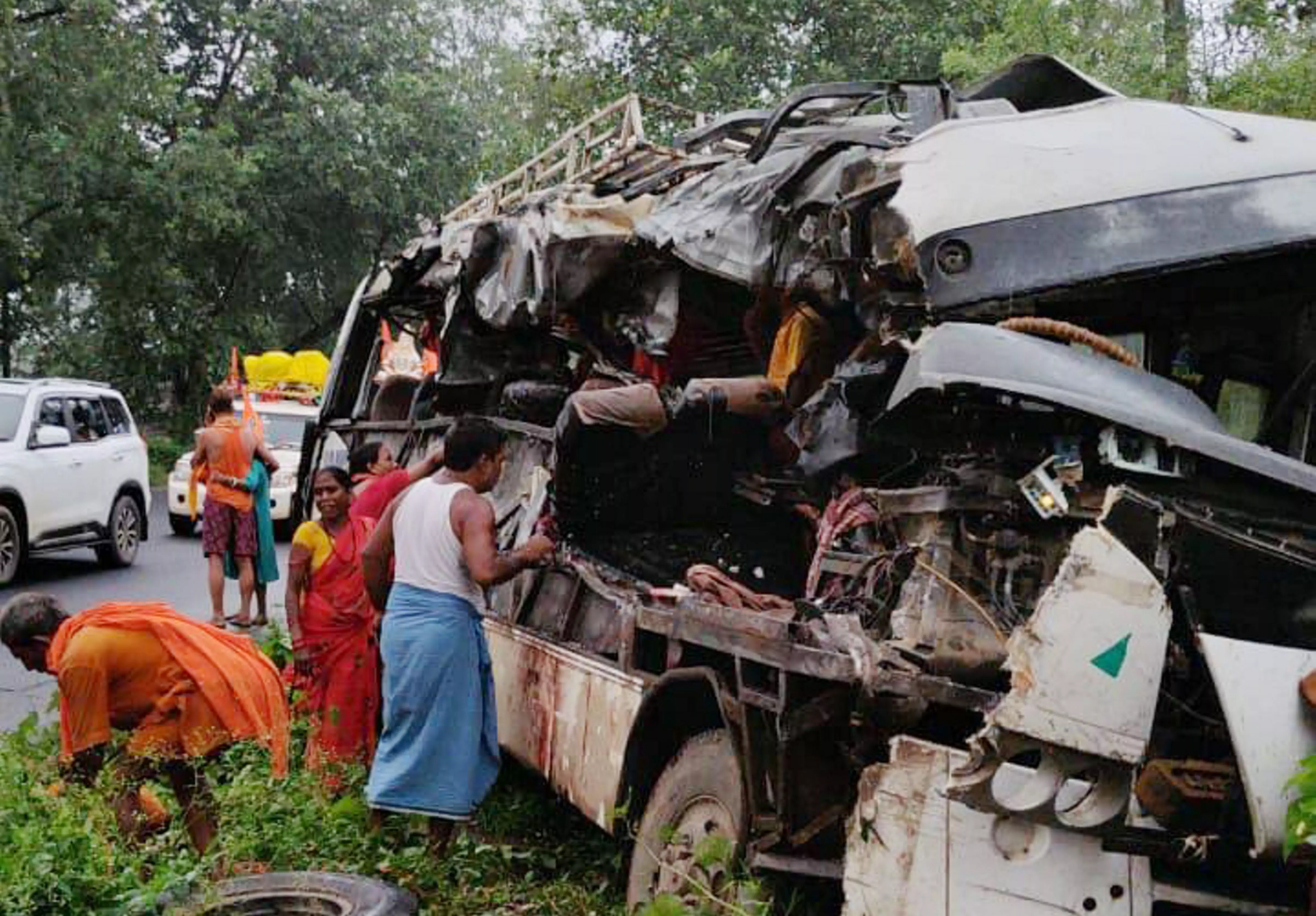 6 Kanwariyas Dead, 23 Hurt in Jharkhand Road Accident