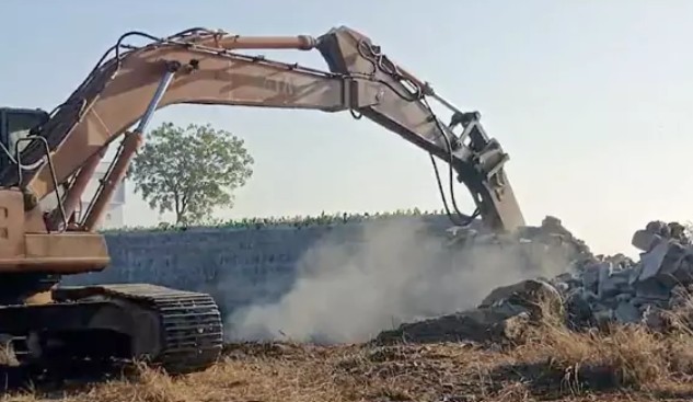 CMC Clears 16.7 km of Footpaths, Removes 420 Encroachments Across Cyberabad