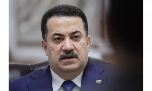 Iraq PM Seeks Closer US Ties While Keeping Armed Groups at Bay