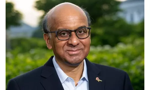 Singapore President to Host Indian Migrant to Istana Open House After Sinkhole Rescue