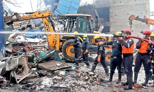 Sigachi Blast: Telangana High Court Issues Notice to State on PIL, Seeks Response in 3 Weeks Sigachi Blast: Telangana High Court Issues Notice to State on PIL, Seeks Response in 3 Weeks