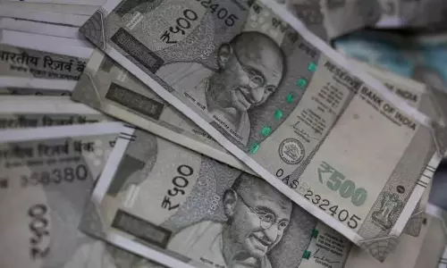 Centre’s Fiscal Deficit Stands at 17.9 per Cent Centre’s Fiscal Deficit Stands at 17.9 per Cent